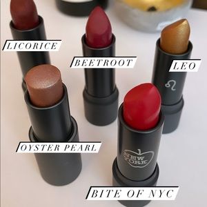 DISCONTINUED 2 Bite Beauty Amuse Bouche